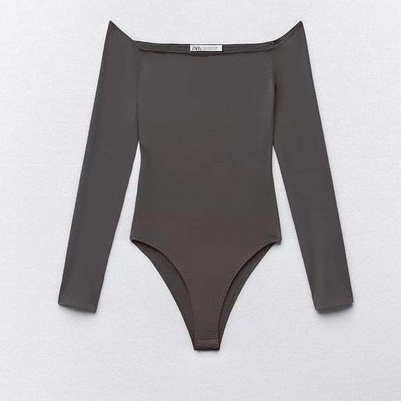 Zara Gray Off-Shoulder Top - Picture 1 of 3